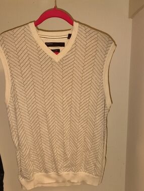 Perry Ellis Soy Bean Cotton V-Neck Sweater Vest